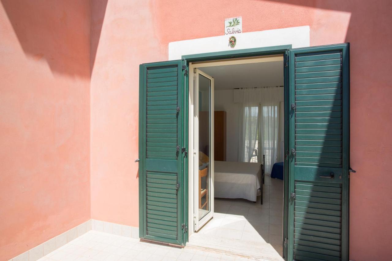 Al Ficodindia Apartment Sampieri Bagian luar foto