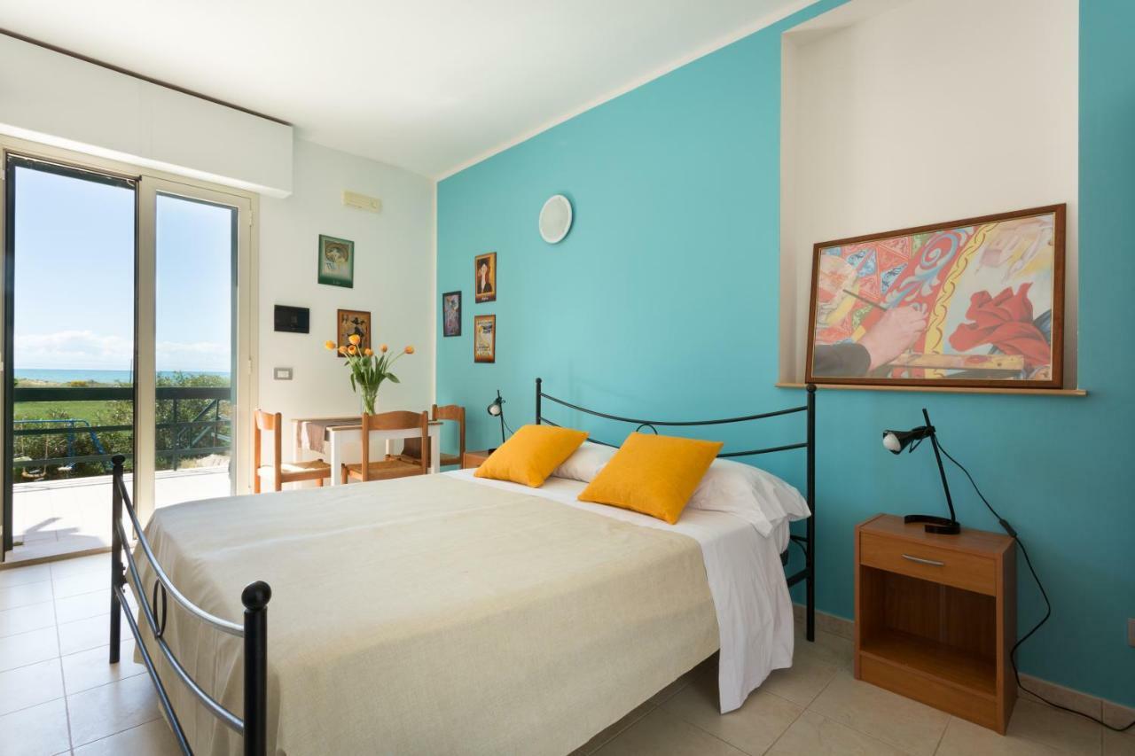 Al Ficodindia Apartment Sampieri Bagian luar foto