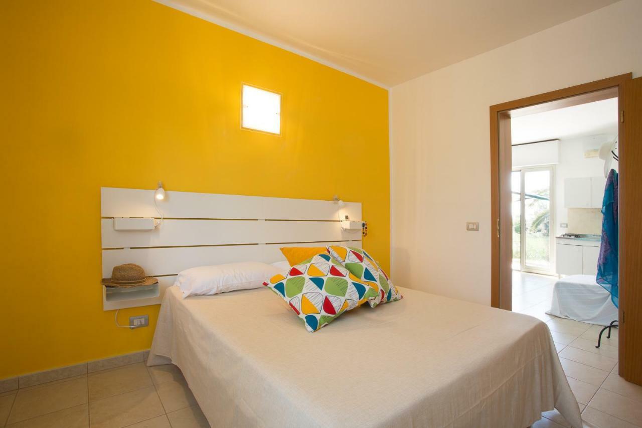 Al Ficodindia Apartment Sampieri Bagian luar foto